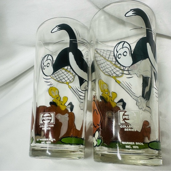2 Vintage 1976 Pepsi Sylvester Tweety & Hector Glasses Looney Tunes Collectible - Picture 3 of 3